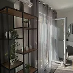 Tiny House Thulbasca Apartment *