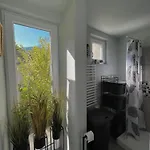 Apartment Tiny House Thulbasca *